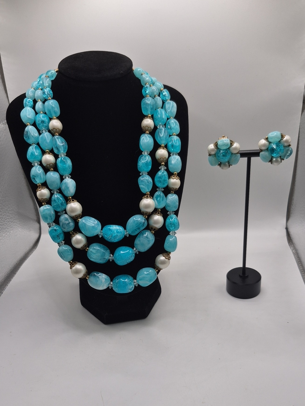 Vtg Signed Lisner Aqua Blue Thermoset Bead Faux Pearl 3 Strand Necklace Earring